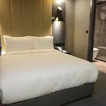 酒店 24城市阁楼酒店
